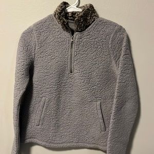 3 items for $10 Abercrombie & Fitch Pullover Sherpa XS